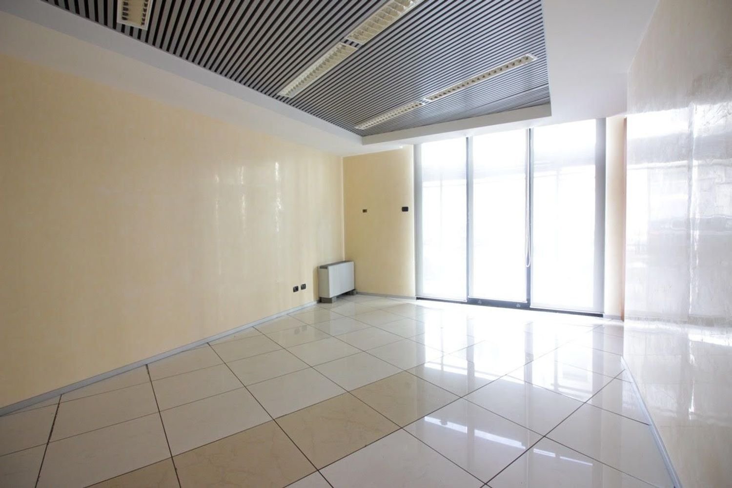 41m² Commercial property in Milan, Italy No. 385717