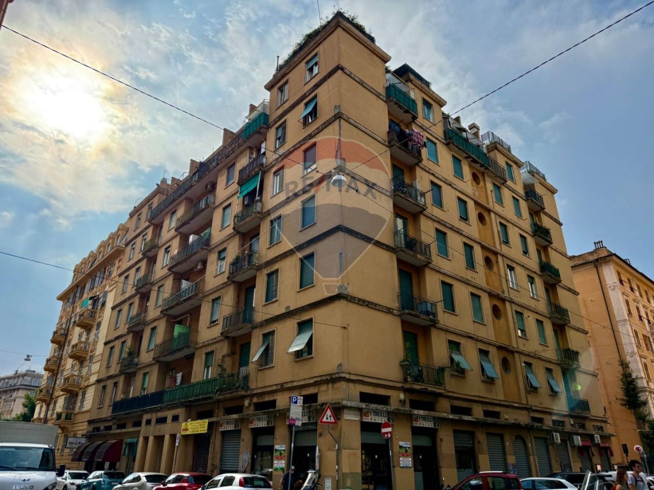 Apartamento T4 em Genoa, Italy N.º 335537