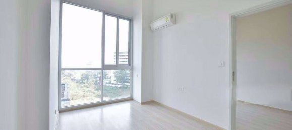 Apartamento com 1 quarto em condomínio em Huai Khwang, Thailand N.º 9739 6
