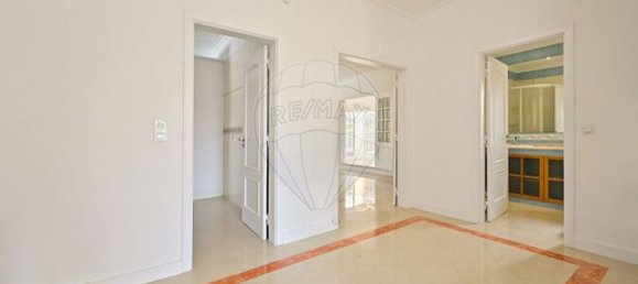 5 bedrooms House in Seixal, Portugal No. 23181 21