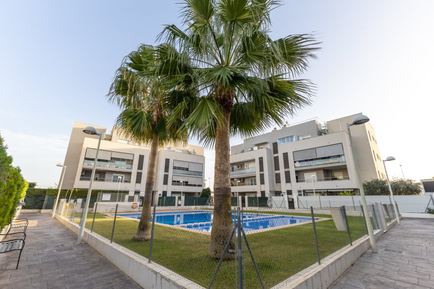 3 bedrooms Apartment in Sagunto, Spain No. 133140