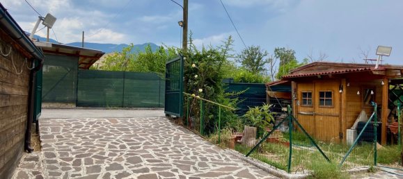 4 bedrooms House in Introdacqua, Italy No. 328838 3