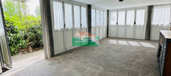 6 rooms House in Ravenna, Italy No. 228789 5