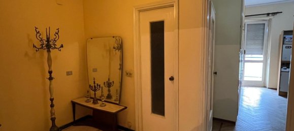 3 bedrooms Apartment in Turin, Italy No. 380322 5