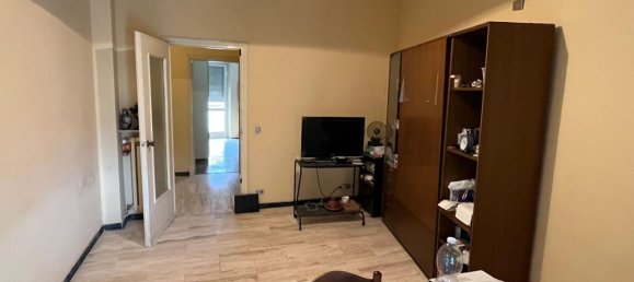 3 bedrooms Apartment in Turin, Italy No. 380322 10