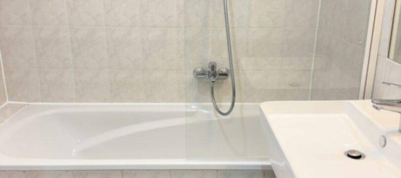 2 rooms Apartment in Hernals, Austria No. 232401 9