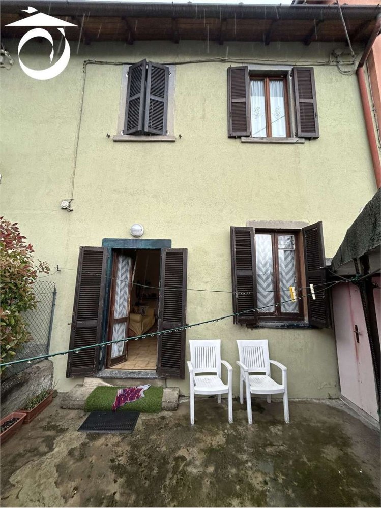 2غرفة شقة في Pontida, Italy رقم 6115