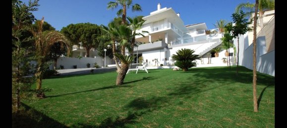 7 bedrooms Villa in Campoamor, Spain No. 4190 8