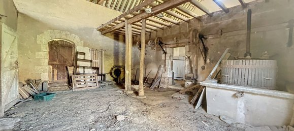 Casa de 9 dormitorios en Saint-Laurent-de-Lin, France No. 67874 15