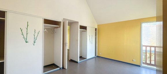 Casa de 9 dormitorios en Saint-Laurent-de-Lin, France No. 67874 47