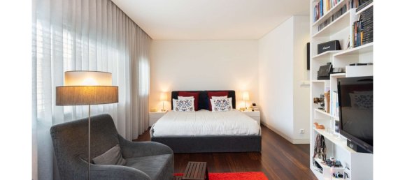 3 bedrooms House in Porto, Portugal No. 125101 10