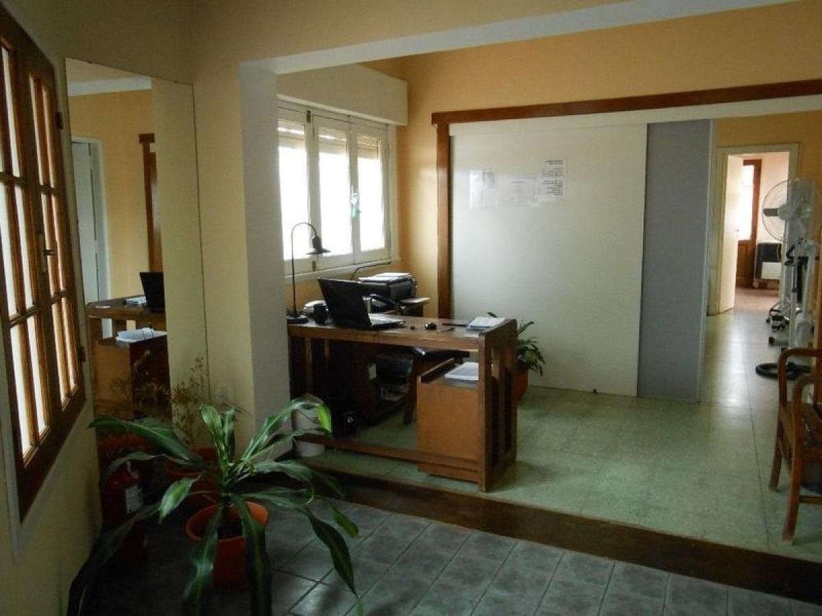 3 bedrooms House in Buenos Aires, Argentina No. 84110