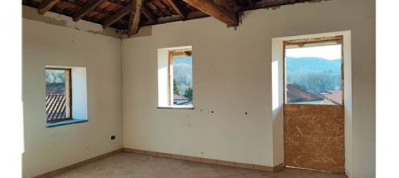1 bedroom Apartment in Inarzo, Italy No. 289503 5