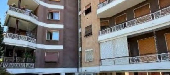 4-Zimmer Wohnung in Merate, Italy, Nr. 5209 2