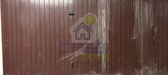 Гараж 18м² в Казальмаджоре, Италия № 135245 2