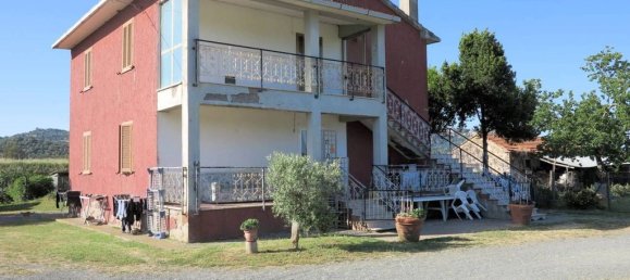4 bedrooms House in Gavorrano, Italy No. 171020 3