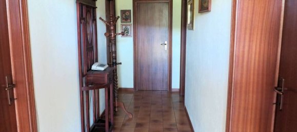 4 bedrooms House in Gavorrano, Italy No. 171020 13