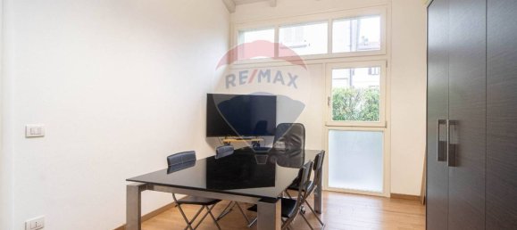 2 bedrooms House in Collecchio, Italy No. 374677 3