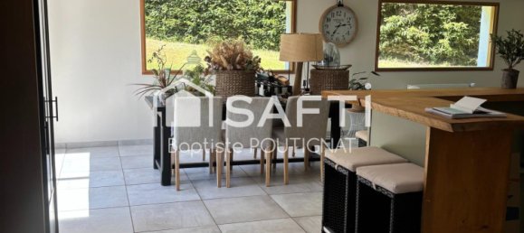 5 bedrooms House in Puy-de-Dome, France No. 276922 4