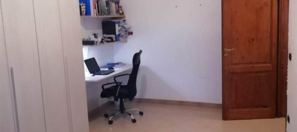 3 rooms Apartment in Florence, Italy No. 35163 9