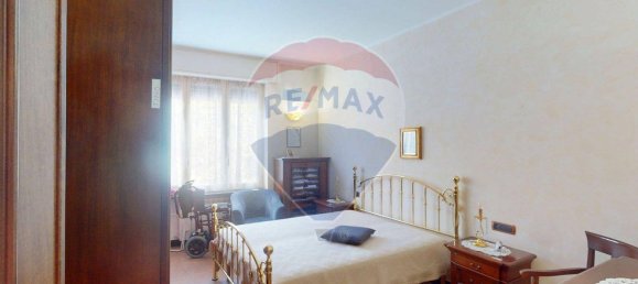 3 rooms Apartment in Genoa, Italy No. 380056 14