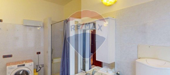 3 rooms Apartment in Genoa, Italy No. 380056 17