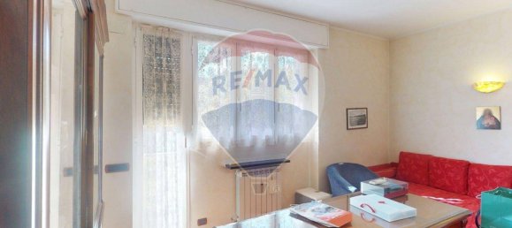 3 rooms Apartment in Genoa, Italy No. 380056 10