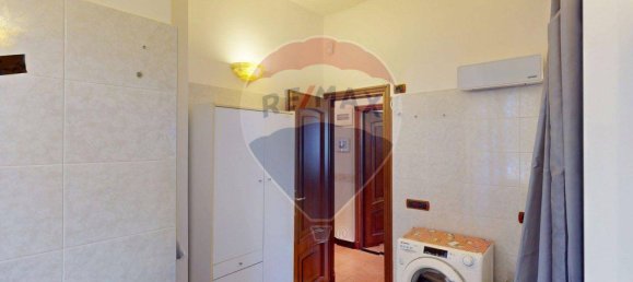 3 rooms Apartment in Genoa, Italy No. 380056 18