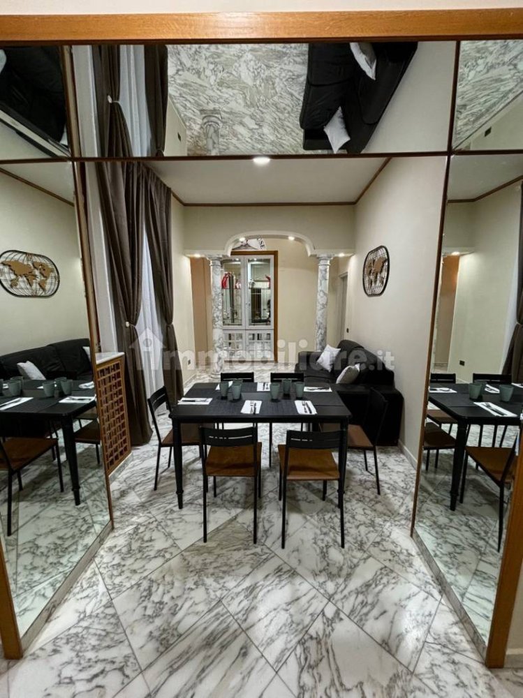 3 chambres Appartement à Naples, Italy No. 317417