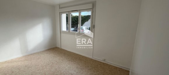 2 rooms Apartment in Bourges, France No. 328479 9