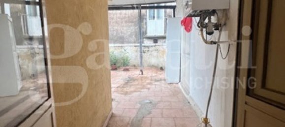 3 bedrooms Apartment in Capua, Italy No. 91222 11