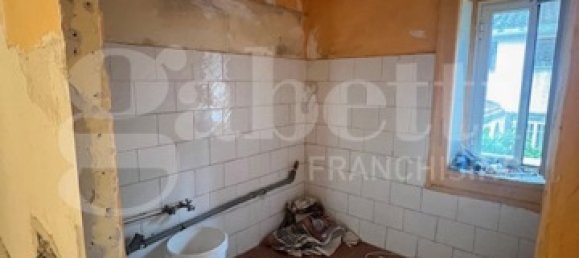 3 bedrooms Apartment in Capua, Italy No. 91222 6