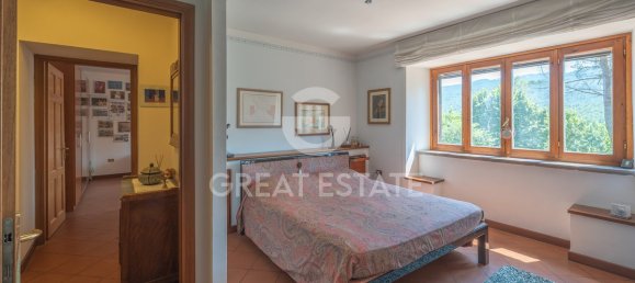 3 Schlafzimmer Haus in Spoleto, Italy, Nr. 288036 24