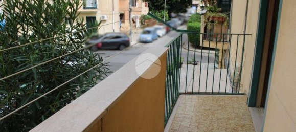 2 bedrooms Apartment in Palermo, Italy No. 361013 10