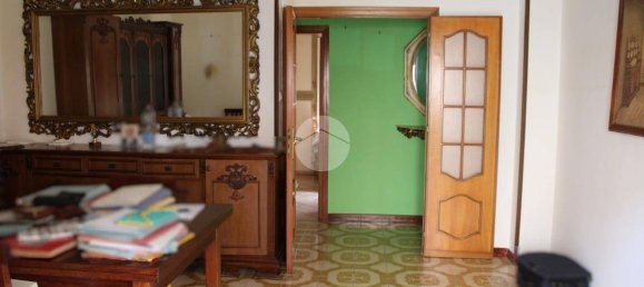 2 bedrooms Apartment in Palermo, Italy No. 361013 3