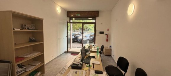 Propriété commerciale à Rome, Italy 30m² No. 10493 12