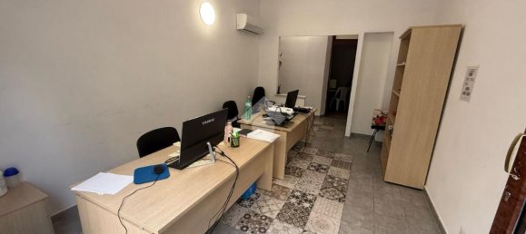Propriété commerciale à Rome, Italy 30m² No. 10493 4
