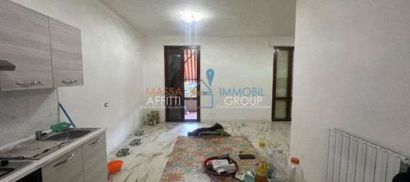 2 bedrooms Apartment in Massa, Italy No. 188991 3