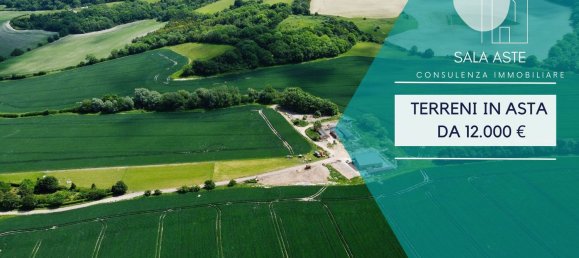 3 bedrooms Apartment in Carugo, Italy No. 361903 8