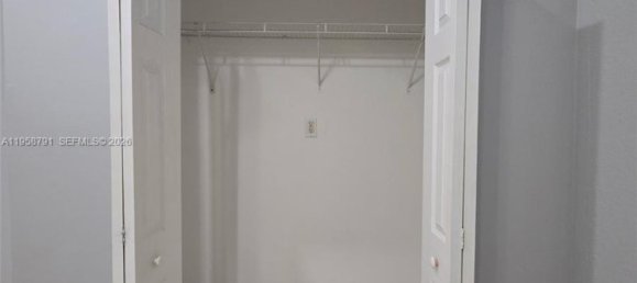4 Schlafzimmer Grundstück in Miami, USA, Nr. 615535 6