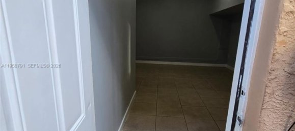 4 Schlafzimmer Grundstück in Miami, USA, Nr. 615535 4