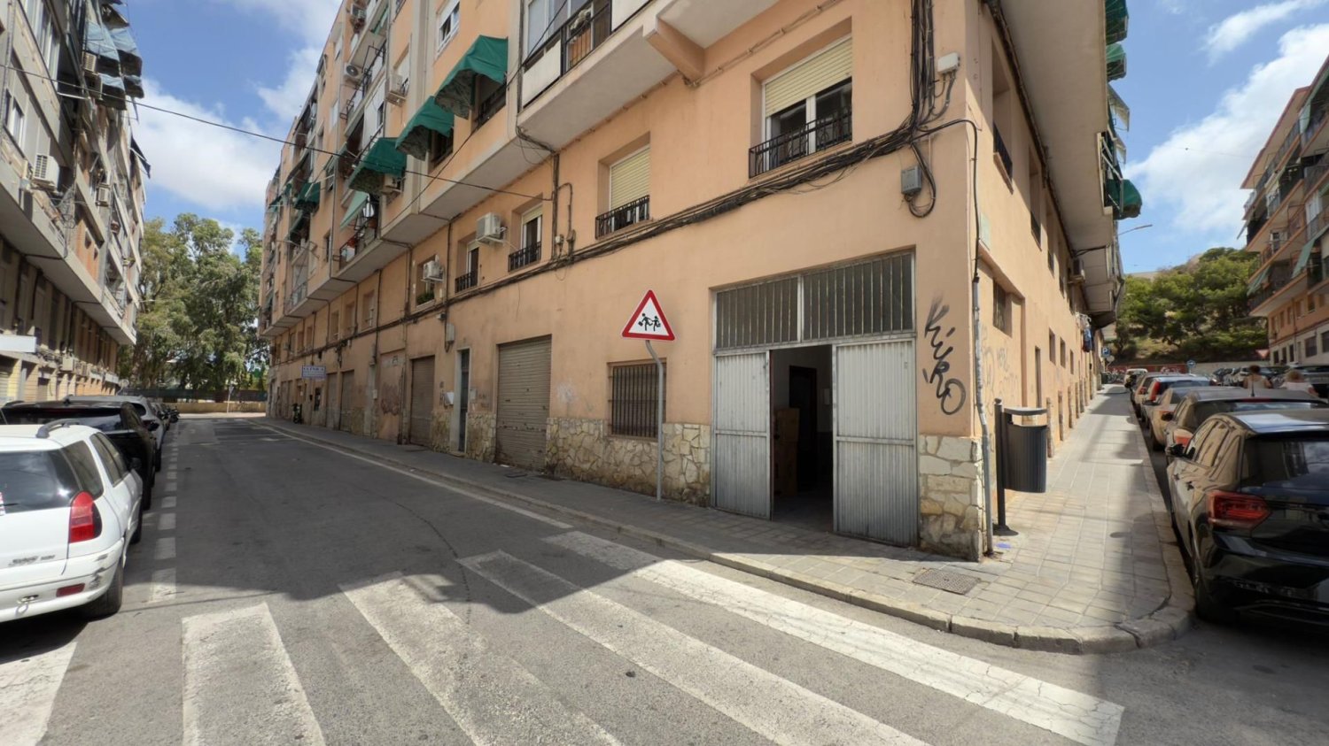 233m² Commercial property in Alicante, Spain No. 22266