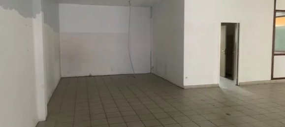 Gewerbliche Immobilie in Boulogne-sur-Mer, France 250m², Nr. 245488 8