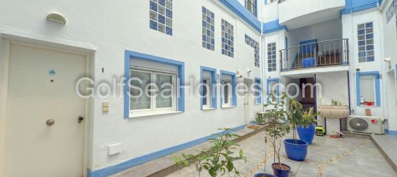 1 bedroom Townhouse in Malaga, Spain No. 179039 2