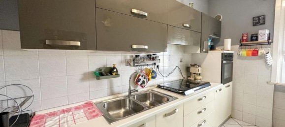 4 Schlafzimmer Wohnung in Ponsacco, Italy, Nr. 342770 30