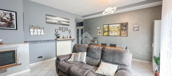 4 Schlafzimmer Wohnung in Ponsacco, Italy, Nr. 342770 21