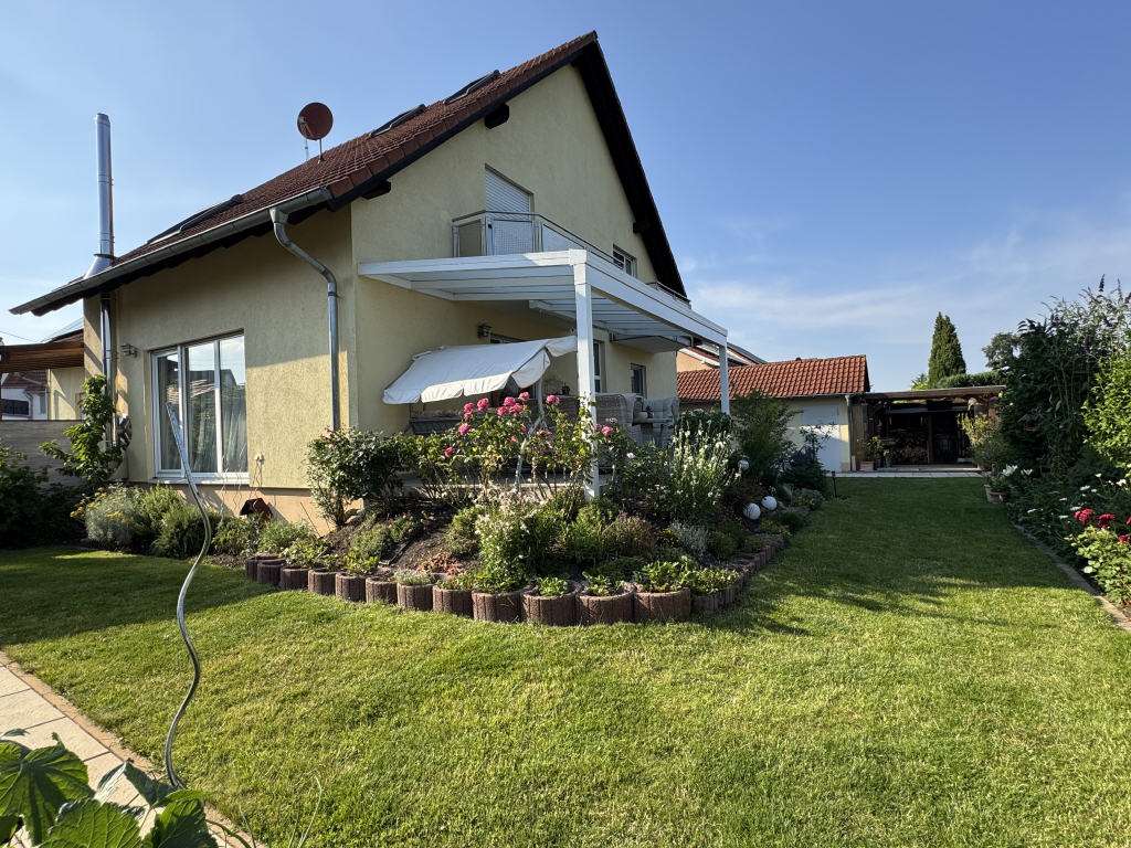 7 rooms Townhouse in Germersheim, Germany No. 244575