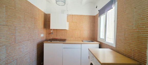 2 bedrooms Penthouse in L'Hospitalet de Llobregat, Spain No. 172297 30