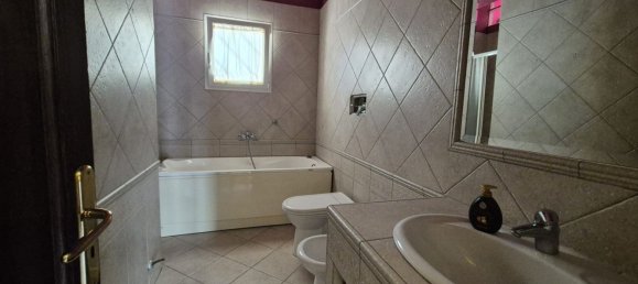 Квартира с 4 спальнями в Бриндизи, Италия № 363149 28