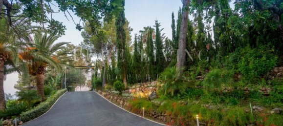 Вилла с 8 спальнями в Марбелья, Испания № 28903 37